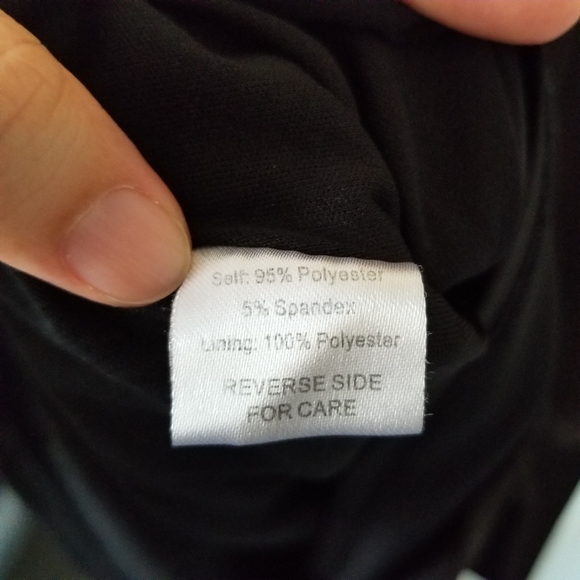 Alexia Admor Black Fitted V-neck Dress - Picture 12 of 12